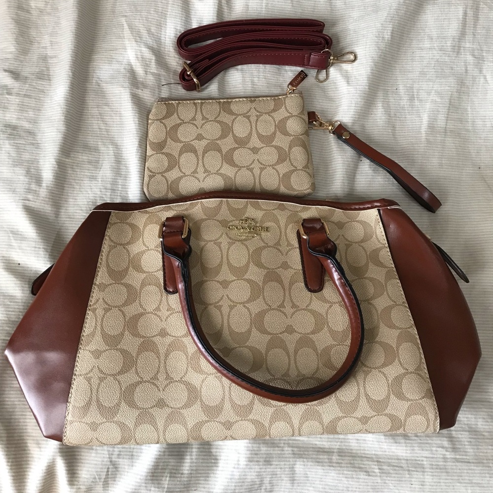 Brand new never used coach purse with the clutch